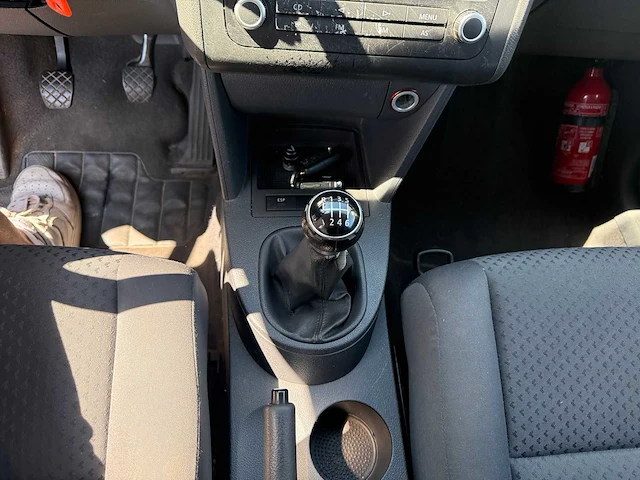 Volkswagen - 2005 - touran - 7 plaats - personenauto - afbeelding 17 van  24