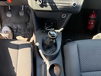 Volkswagen - 2005 - touran - 7 plaats - personenauto - afbeelding 17 van  24