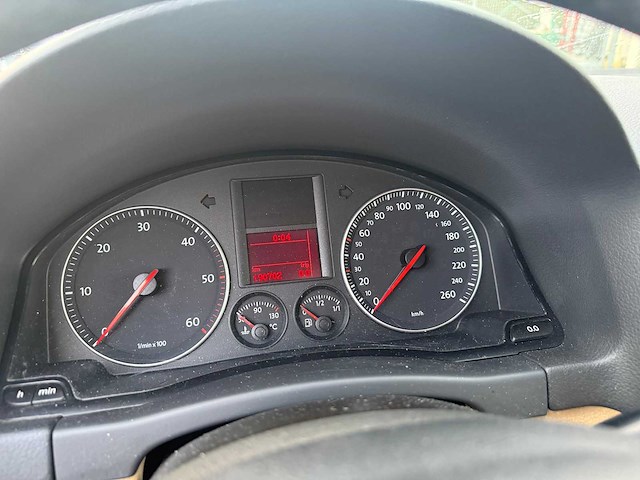 Volkswagen - 2006 - golf plus - personenauto - afbeelding 17 van  28