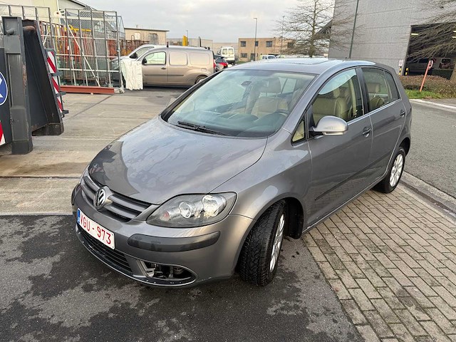 Volkswagen - 2006 - golf plus - personenauto - afbeelding 22 van  28