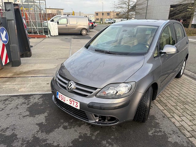 Volkswagen - 2006 - golf plus - personenauto - afbeelding 23 van  28