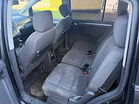 Volkswagen - 2006 - touran - 7 plaats - personenauto - afbeelding 8 van  25