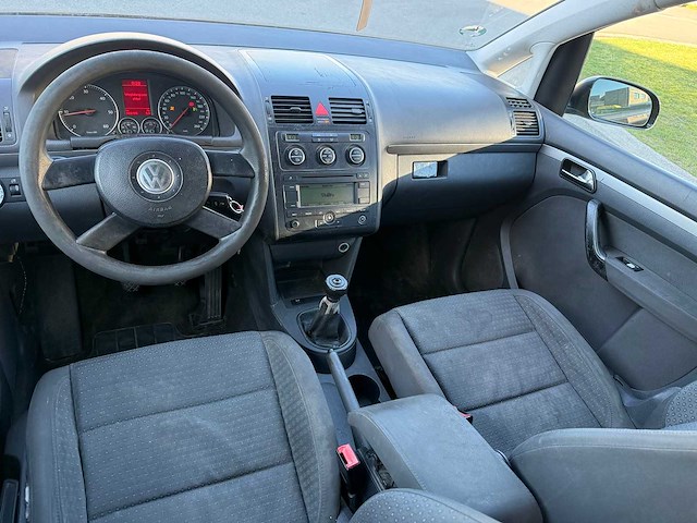 Volkswagen - 2006 - touran - 7 plaats - personenauto - afbeelding 10 van  25