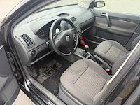 Volkswagen - 2007 - polo - personenauto - afbeelding 21 van  22