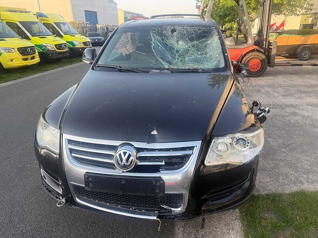 Volkswagen - 2007 - touareg - personenauto - afbeelding 15 van  18