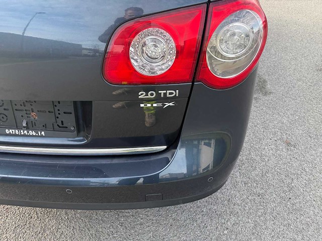 Volkswagen - 2008 - passat - personenauto - afbeelding 6 van  25