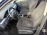 Volkswagen - 2008 - passat - personenauto - afbeelding 11 van  25