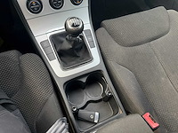 Volkswagen - 2008 - passat - personenauto - afbeelding 17 van  25