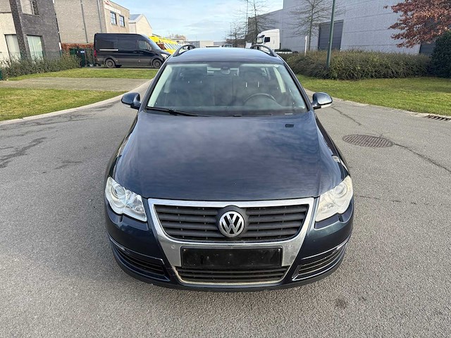 Volkswagen - 2008 - passat - personenauto - afbeelding 22 van  25