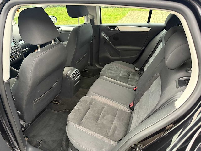Volkswagen - 2009 - golf 6 - personenauto - afbeelding 17 van  44