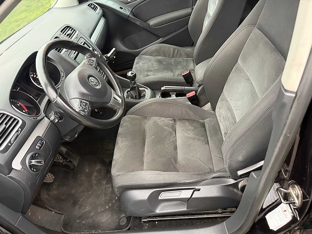 Volkswagen - 2009 - golf 6 - personenauto - afbeelding 20 van  44