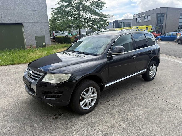 Volkswagen - 2009 - touareg - personenauto - afbeelding 15 van  20