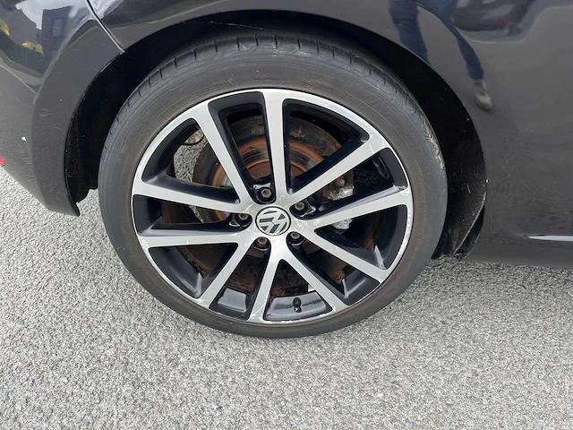 Volkswagen - 2010 - golf - 6 - personenauto - afbeelding 32 van  42