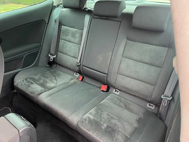 Volkswagen - 2010 - golf - 6 - personenauto - afbeelding 33 van  42