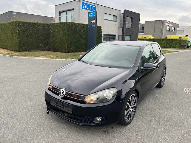Volkswagen - 2010 - golf - 6 - personenauto - afbeelding 41 van  42