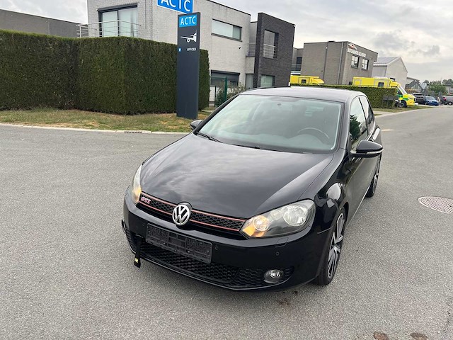 Volkswagen - 2010 - golf - 6 - personenauto - afbeelding 25 van  42