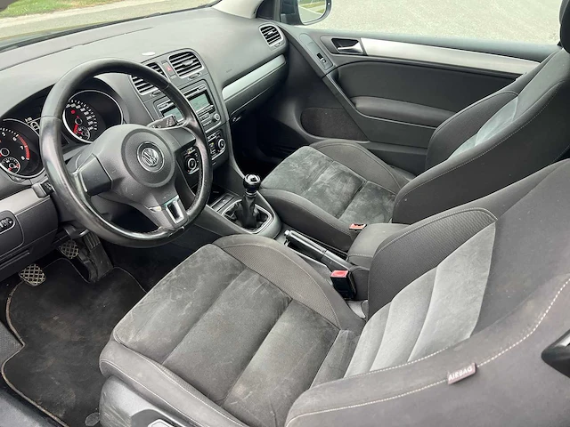 Volkswagen - 2010 - golf - 6 - personenauto - afbeelding 33 van  42