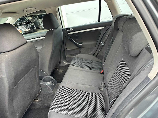 Volkswagen - 2010 - golf - personenauto - afbeelding 2 van  25
