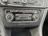 Volkswagen - 2010 - golf - personenauto - afbeelding 11 van  25