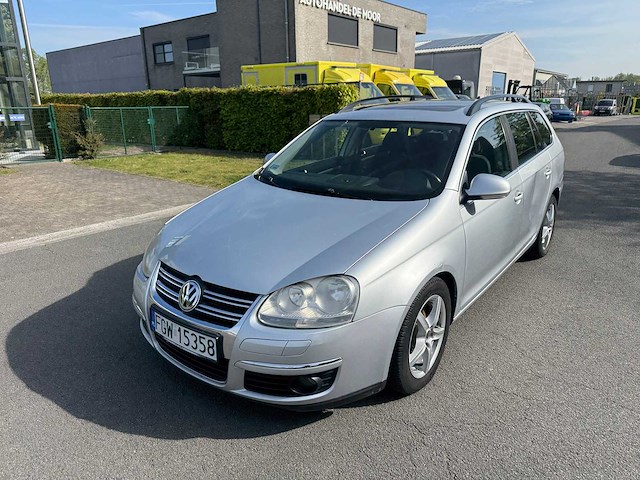 Volkswagen - 2010 - golf break - personenauto - afbeelding 13 van  19