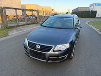 Volkswagen - 2010 - passat - personenauto - afbeelding 22 van  27
