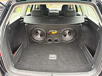 Volkswagen - 2010 - passat - personenauto - afbeelding 12 van  35