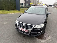 Volkswagen - 2010 - passat - personenauto - afbeelding 27 van  35
