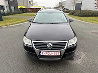 Volkswagen - 2010 - passat - personenauto - afbeelding 28 van  35