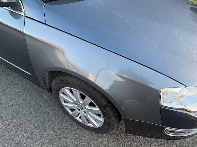 Volkswagen - 2010 - passat - personenauto - afbeelding 26 van  27