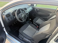 Volkswagen - 2010 - polo - personenwagen - personenauto - afbeelding 10 van  24