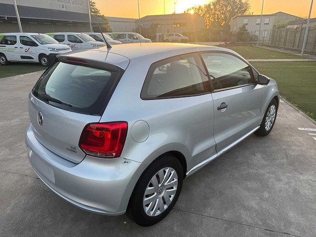 Volkswagen - 2010 - polo - personenwagen - personenauto - afbeelding 3 van  21