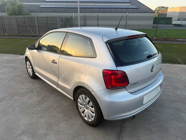 Volkswagen - 2010 - polo - personenwagen - personenauto - afbeelding 8 van  21
