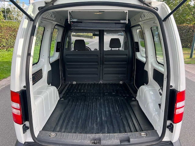 Volkswagen - 2011 - caddy - bestelwagen - personenauto - afbeelding 25 van  30