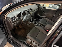 Volkswagen - 2011 - golf - personenauto - afbeelding 8 van  19