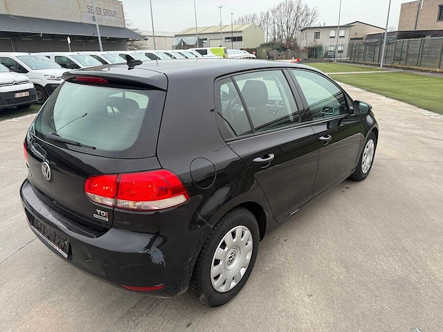 Volkswagen - 2011 - golf - personenauto - afbeelding 18 van  19