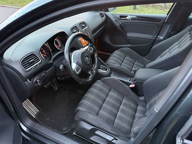 Volkswagen - 2011 - golf gtd - gtd - personenauto - afbeelding 22 van  31