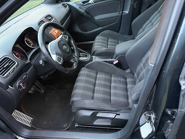 Volkswagen - 2011 - golf gtd - gtd - personenauto - afbeelding 4 van  5