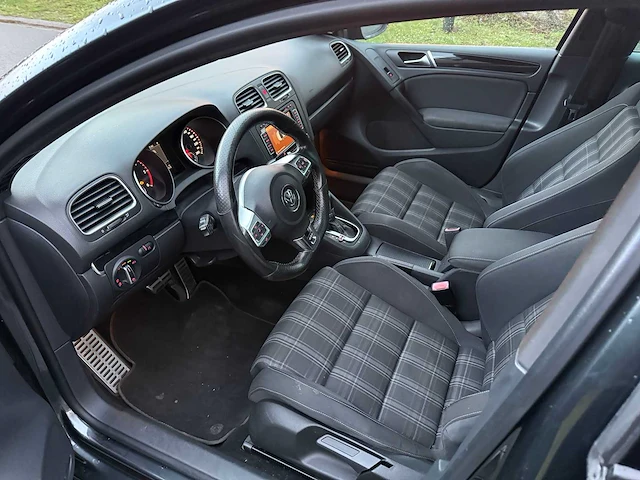 Volkswagen - 2011 - golf gtd - gtd - personenauto - afbeelding 23 van  31