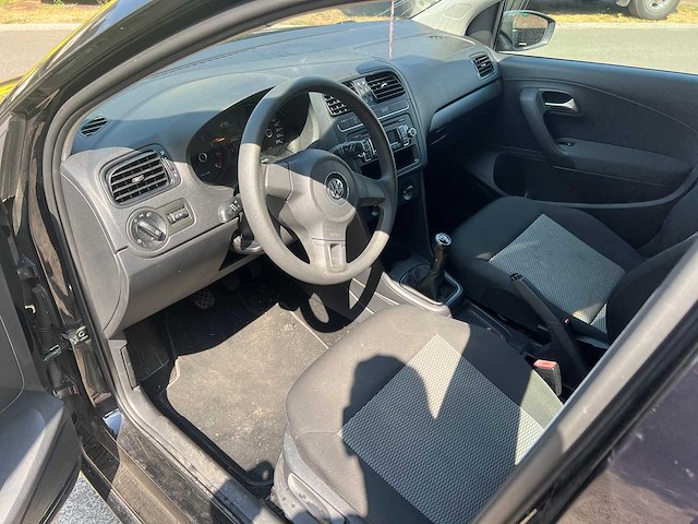 Volkswagen - 2011 - polo - personenwagen - personenauto - afbeelding 11 van  27