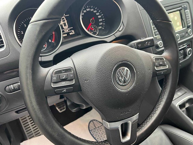 Volkswagen - 2012 - golf cabrio - personenauto - afbeelding 10 van  23