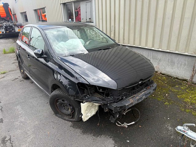 Volkswagen - 2013 - polo - - personenauto - afbeelding 5 van  12