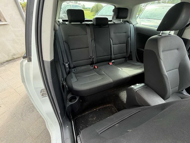 Volkswagen - 2015 - golf - golf - personenauto - afbeelding 19 van  44