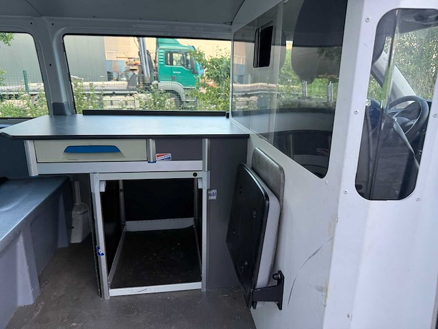 Volkswagen - 2016 - transporter - personenauto - afbeelding 16 van  42