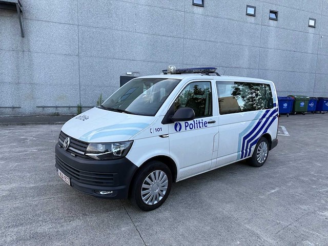 Volkswagen - 2016 - transporter - personenauto - afbeelding 23 van  42