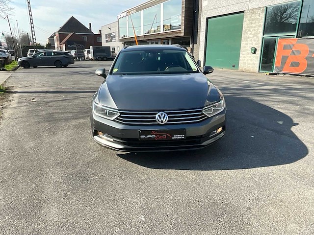 Volkswagen - 2017 - passat - personenauto - afbeelding 26 van  27