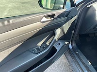 Volkswagen - 2017 - passat - personenauto - afbeelding 3 van  27