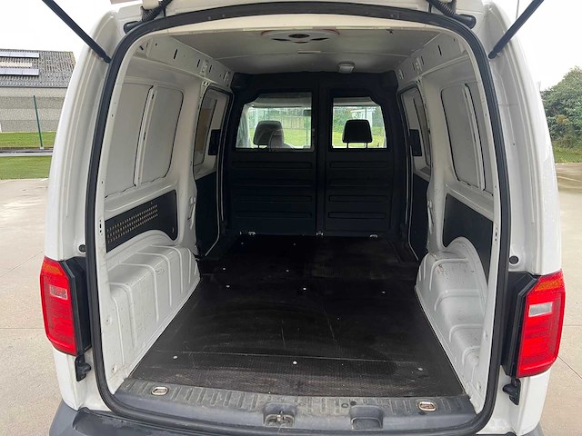Volkswagen - 2018 - caddy - bestelwagen - personenauto - afbeelding 5 van  23