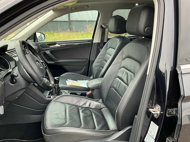 Volkswagen - 2018 - tiguan - allspace 4x4 - - afbeelding 9 van  31