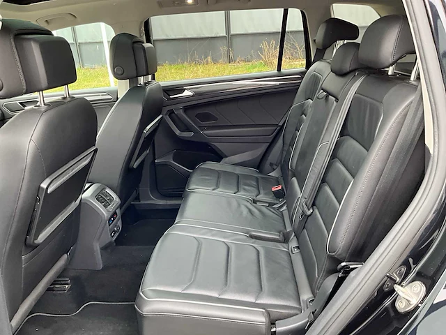Volkswagen - 2018 - tiguan - allspace 4x4 - - afbeelding 2 van  31