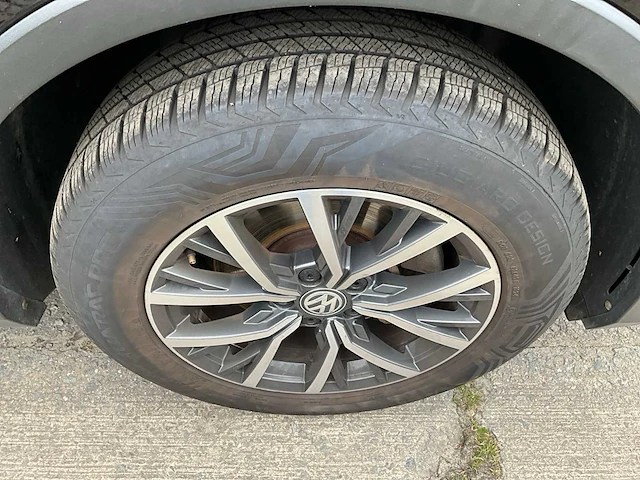 Volkswagen - 2018 - tiguan - allspace 4x4 - - afbeelding 15 van  31